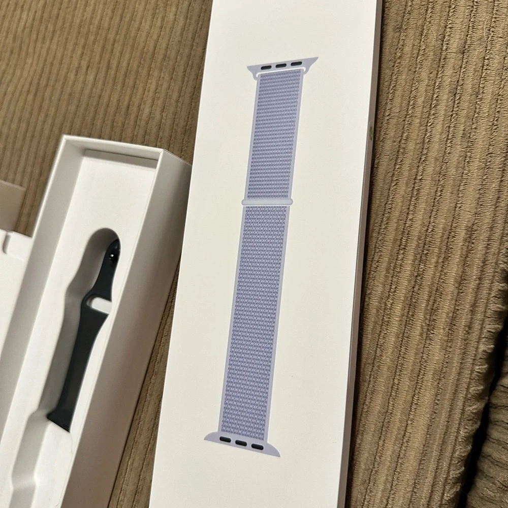 Apple Watch Series 3 - Space Gray with Black Band - Picture 8 of 15